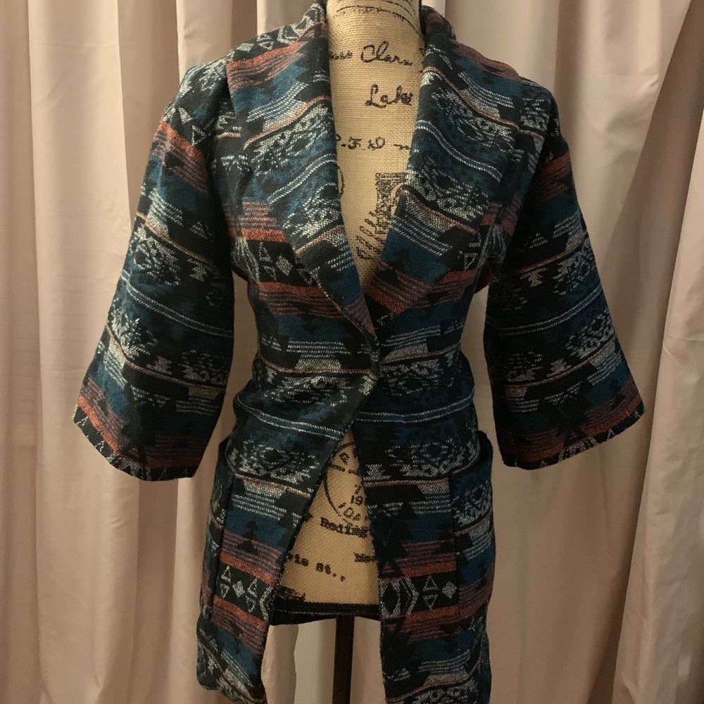 Printed single button coat in Size Medium